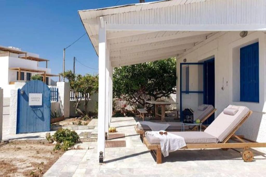 Holiday home Zen Milos Apple