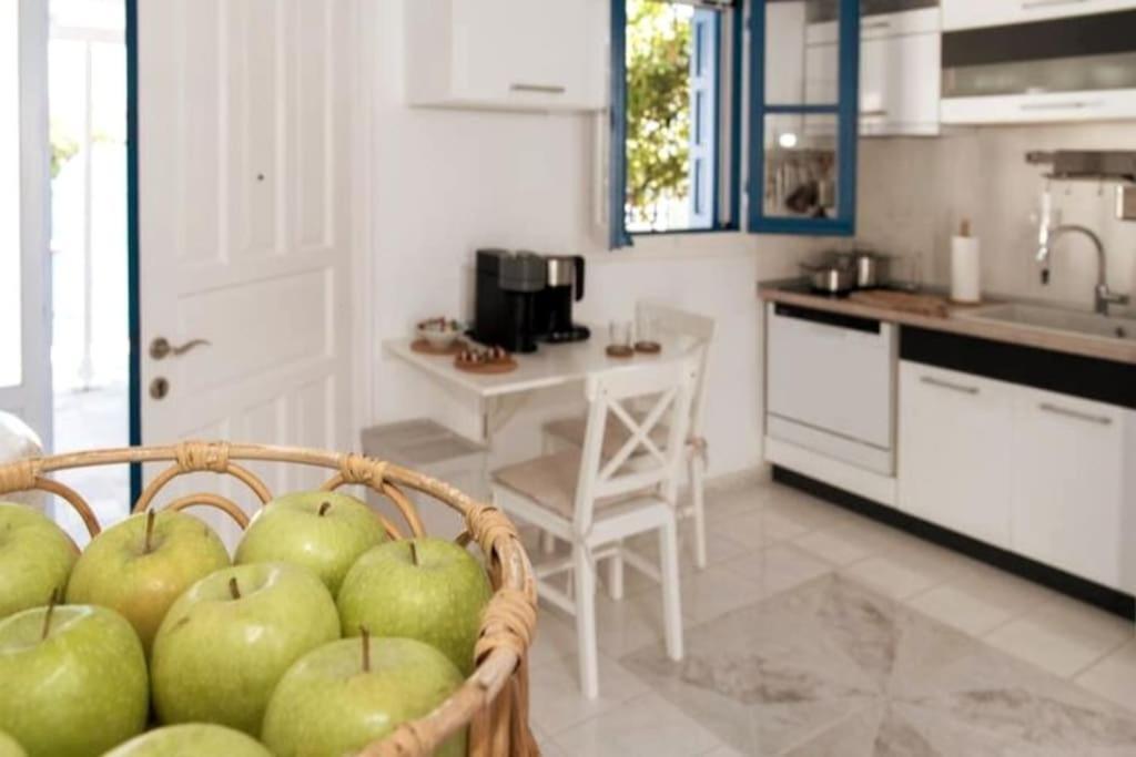 Zen Milos Apple * Pollonia